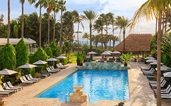 the pool at Kimpton surfcomber hotel